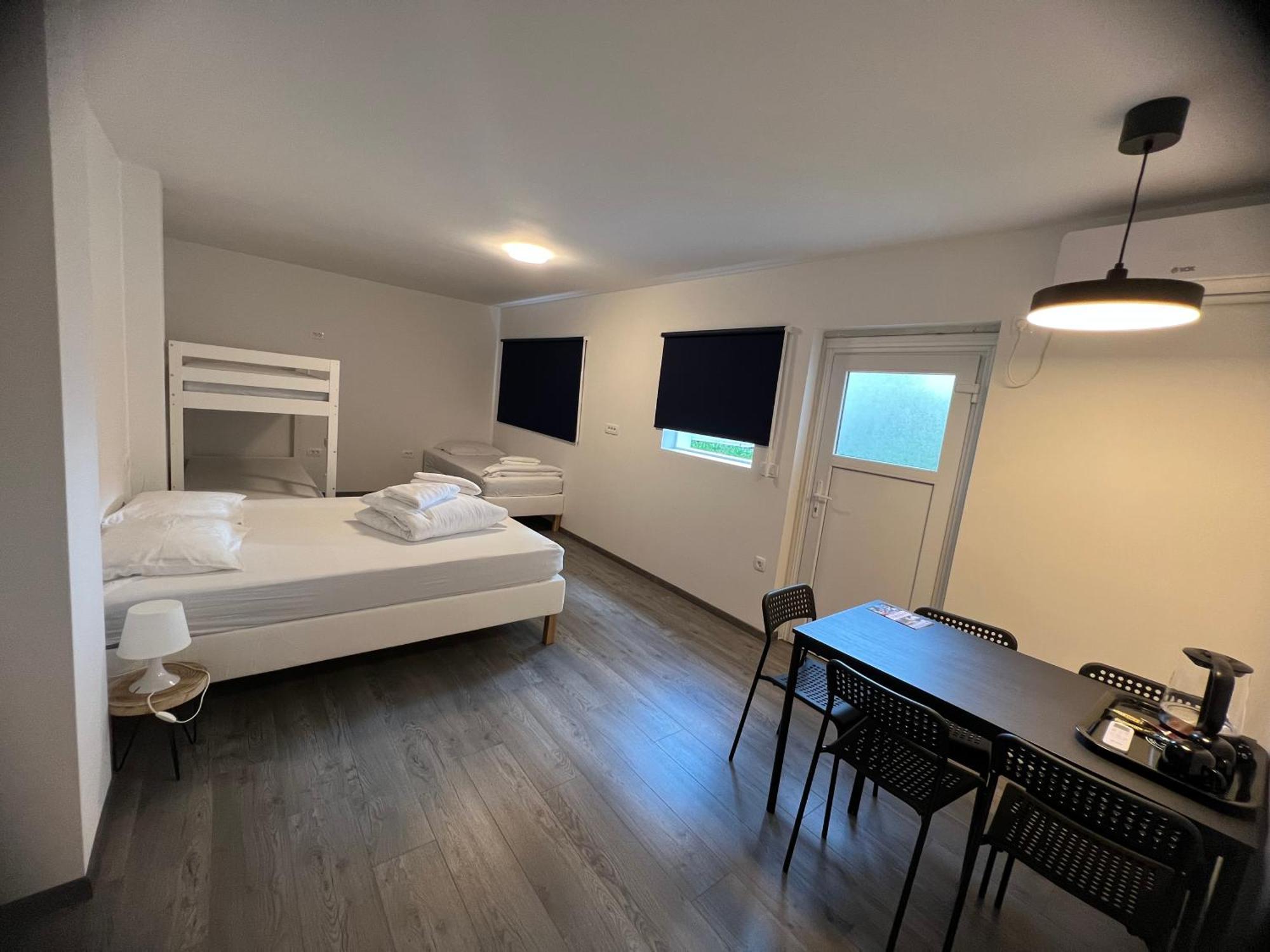 Lemonwood House Hotel Postojna Kültér fotó