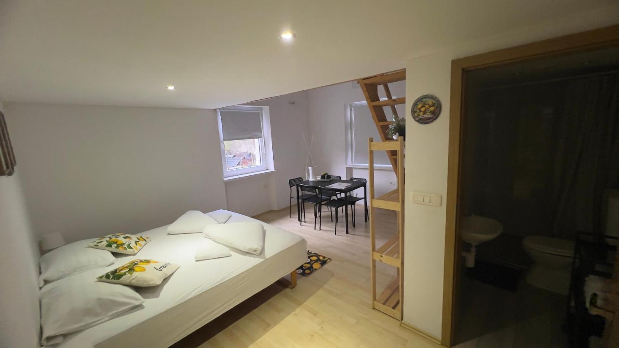 Lemonwood House Hotel Postojna Kültér fotó