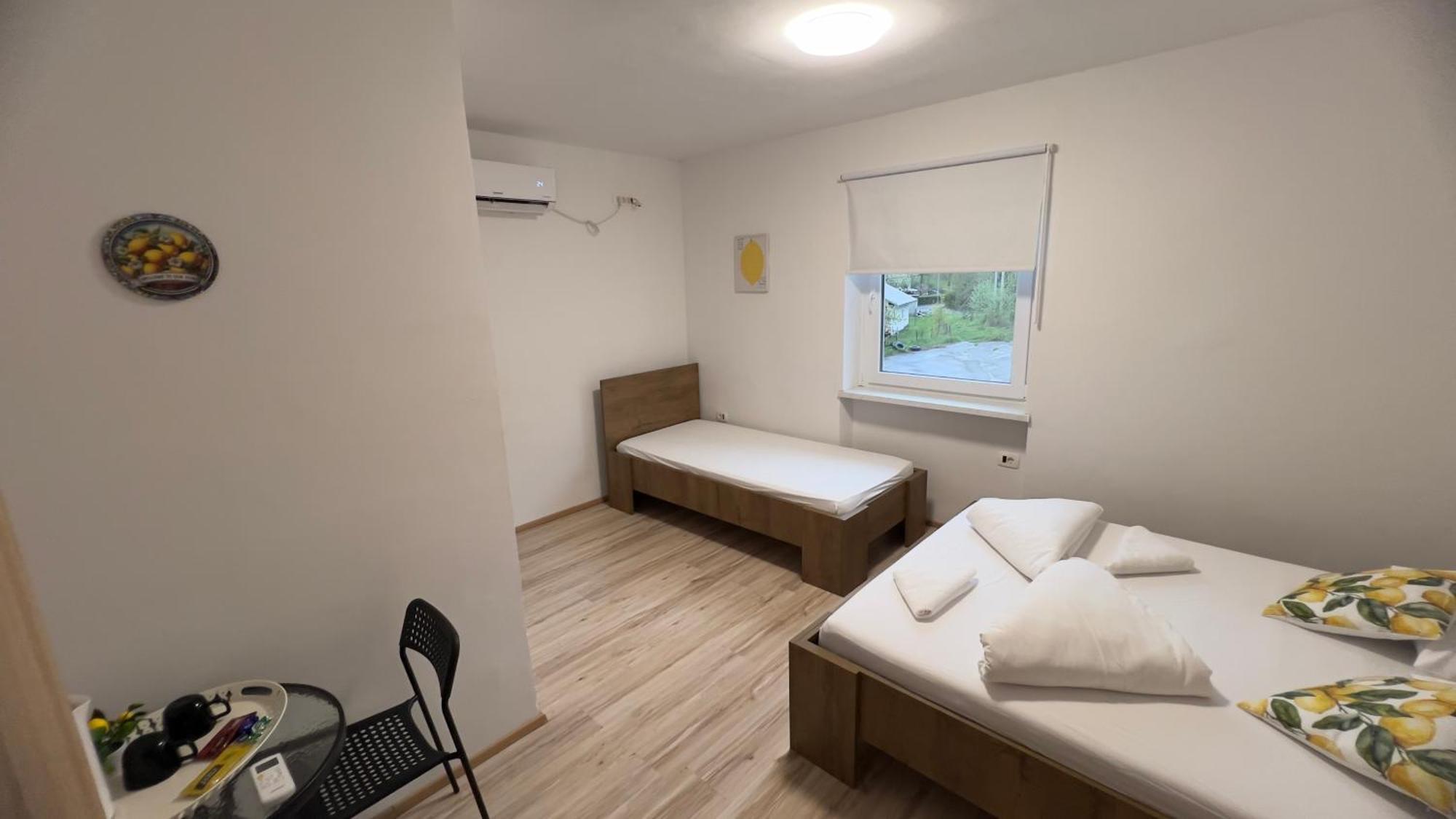 Lemonwood House Hotel Postojna Kültér fotó