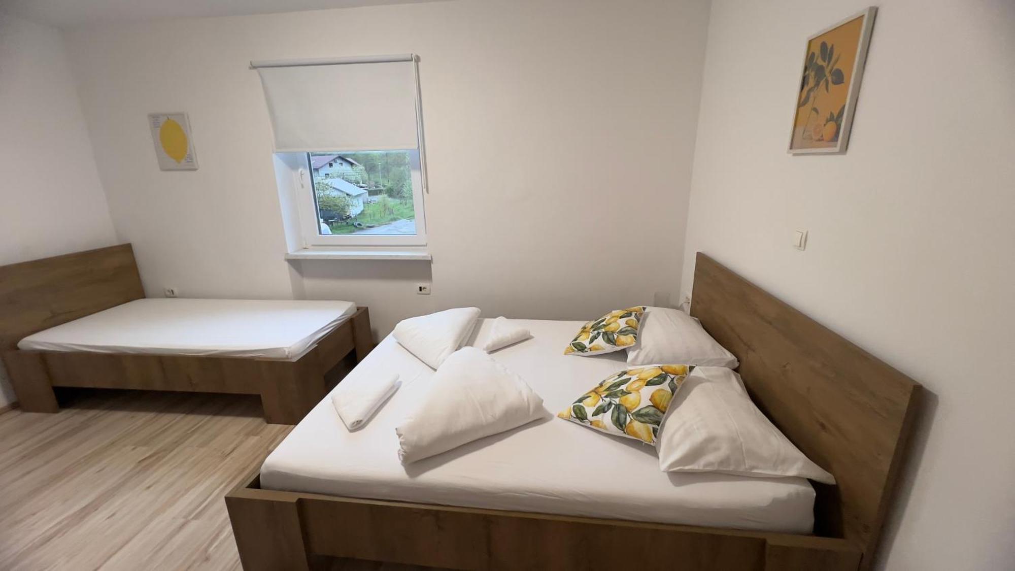 Lemonwood House Hotel Postojna Kültér fotó