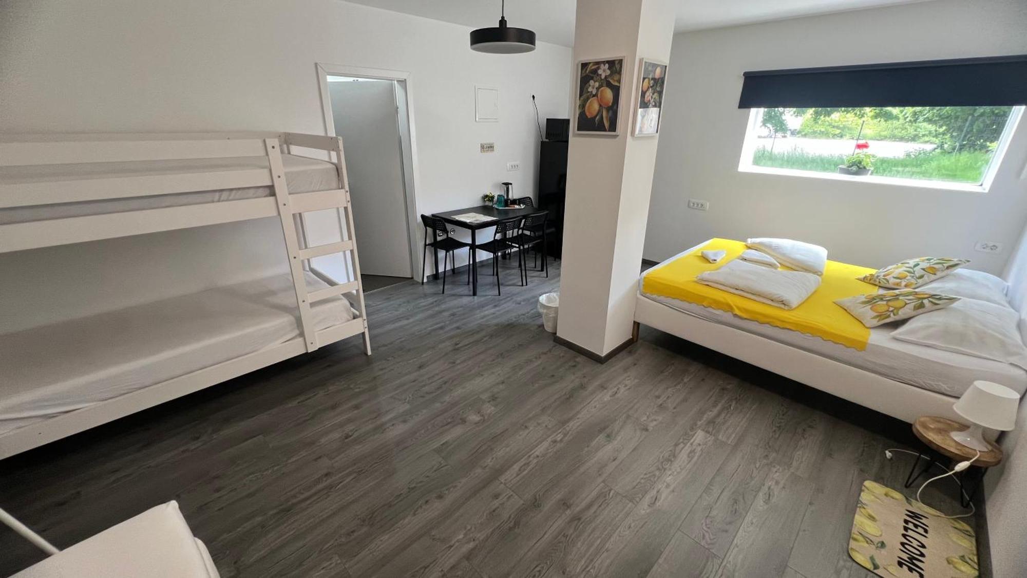 Lemonwood House Hotel Postojna Kültér fotó