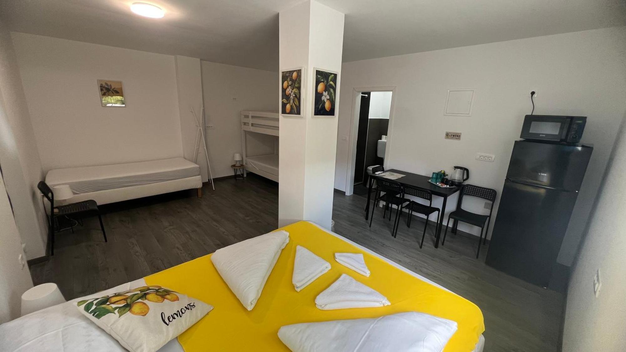Lemonwood House Hotel Postojna Kültér fotó