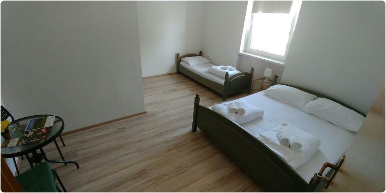 Lemonwood House Hotel Postojna Kültér fotó